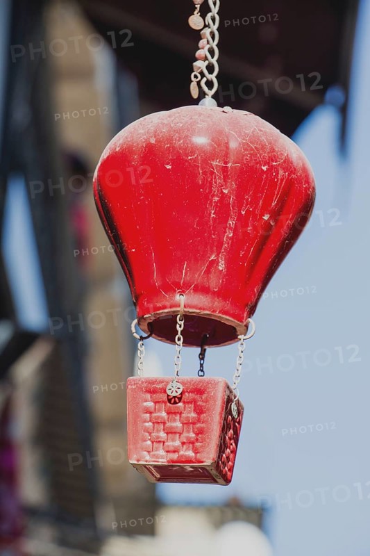 Hot air balloon model made of clay for decoration for sale at the market