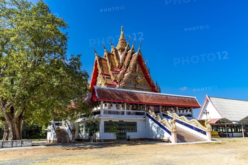 Wat Khao Daeng, Buddhist Temple, Khao Sam Roi Yot National Park, Prachuap Khiri Khan Province, Thailand, Asia