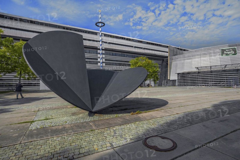 Artwork by Fritz Koenig, Large Leaf Figure from 1996, Location, Technische Universitaet Muenchen. TUM, Munich, Bavaria, Germany, Europe