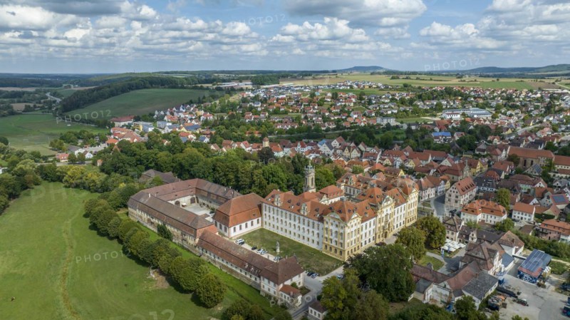 Aerial view, Residenz Ellingen, with the Ellingen estate and castle brewery, High Baroque, Ellingen, Franconian Lake District, Middle Franconia, Franconia, Bavaria, Germany, Europe