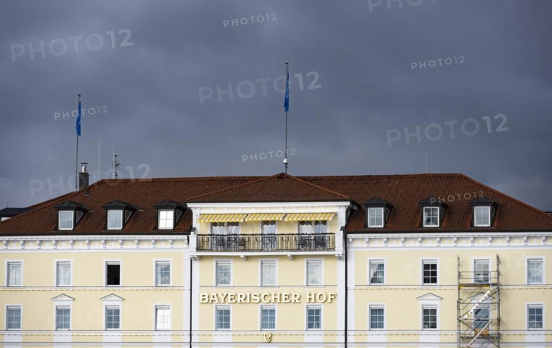 Facade of the Hotel Bayerischer Hof, Lindau Island, Bavaria, Germany, Europe
