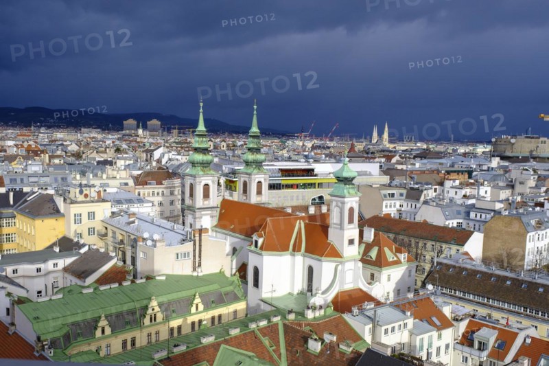 Maria Hilf Church, rain clouds, dark clouds over Vienna, view from the House of the Sea, Vienna, Austria, Europe