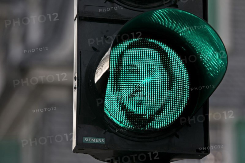 Green Engels traffic light at the Engels House, the birthplace of Friedrich Engels, historic centre, Wuppertal, North Rhine-Westphalia, Germany, Europe