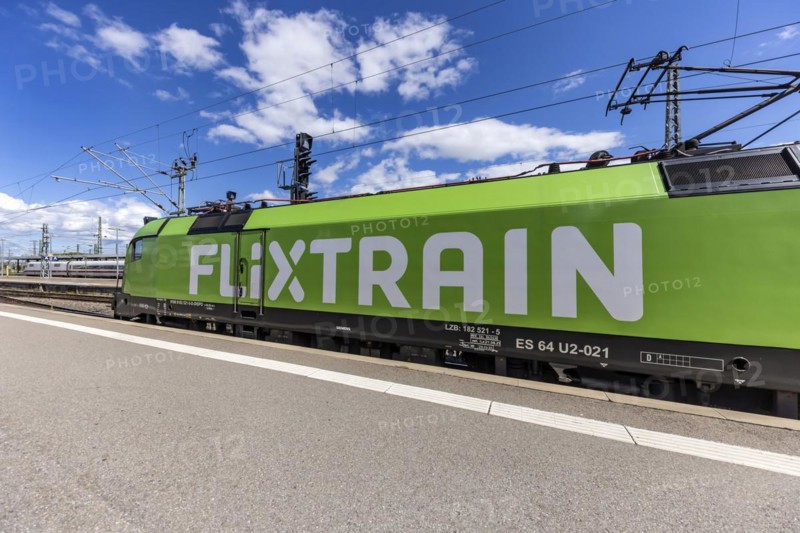 Flixtrain, Central Station, Stuttgart, Baden-Wuerttemberg, Germany, Europe