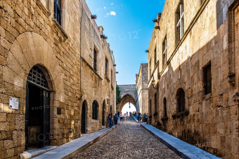 Gate to the Spanish Hostel, Knights Street in Old Town from the time of the Order of St. John, the only surviving 16th century street in the late Gothic style, Oddos Ippoton, Rhodes Town, Greece, Europe