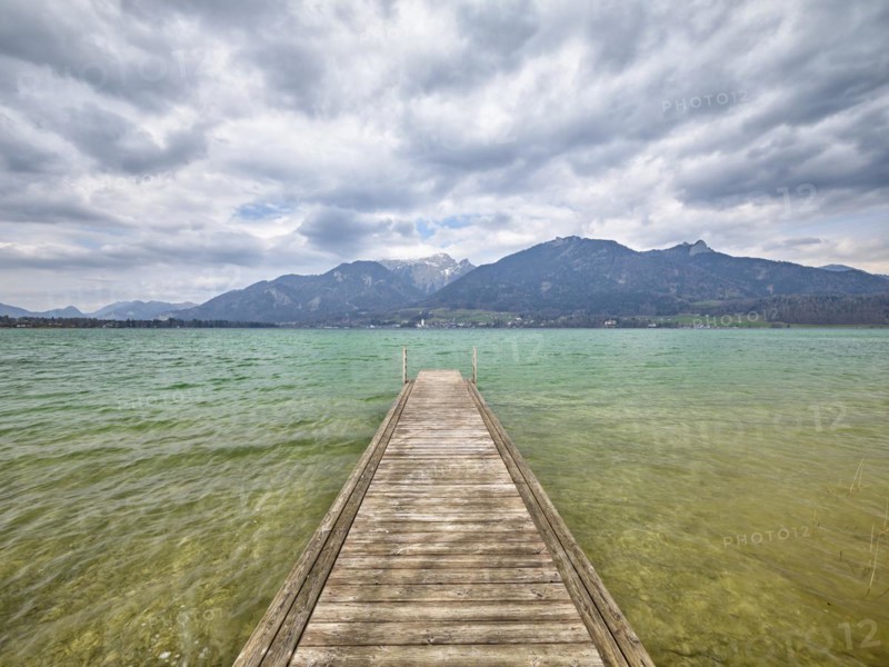View of St. Wolfgang, Steg im Wolfgangsee, Upper Austria, Austria, Europe