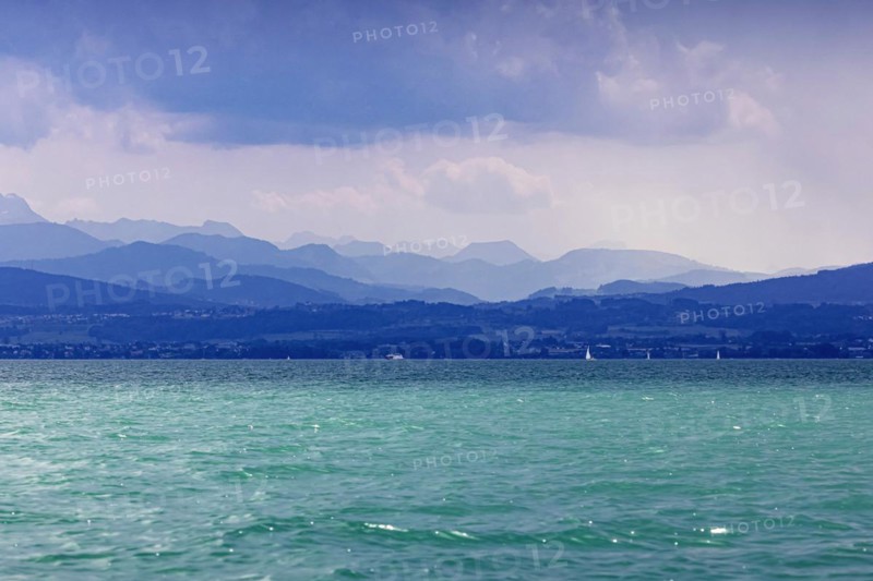 View from Lake Constance to the Swiss shore, Immenstaad, Baden-Wuerttemberg, Germany, Europe