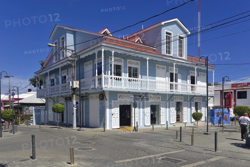 Souvenir and gift shop in a colonial house in the Centro Historico, Old Town of Puerto Plata, Dominican Republic, Caribbean, Central America