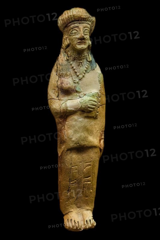 Cypriot female terracotta figure, 625-600 B.C., Archaeological Museum in the former Order Hospital of the Knights of St. John, 15th century, Old Town, Rhodes Town, Greece, Europe