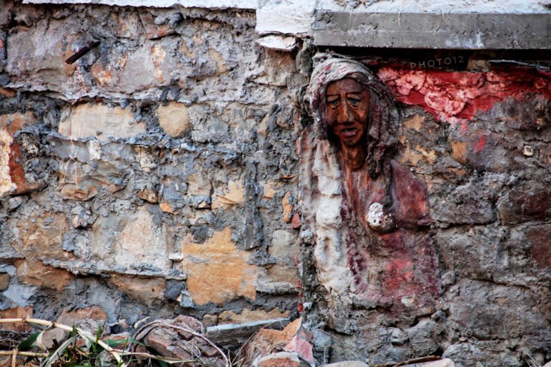 Marcello Cammi, sculptor and painter from Bordighera Italy, sculpted and painted along the Sasso river for most of his life
