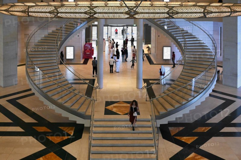 Interior view of the Museum of Islamic Art by the archtics Ieoh Ming Pei and Jean-Michel Wilmotte, Doha, Qatar, Asia