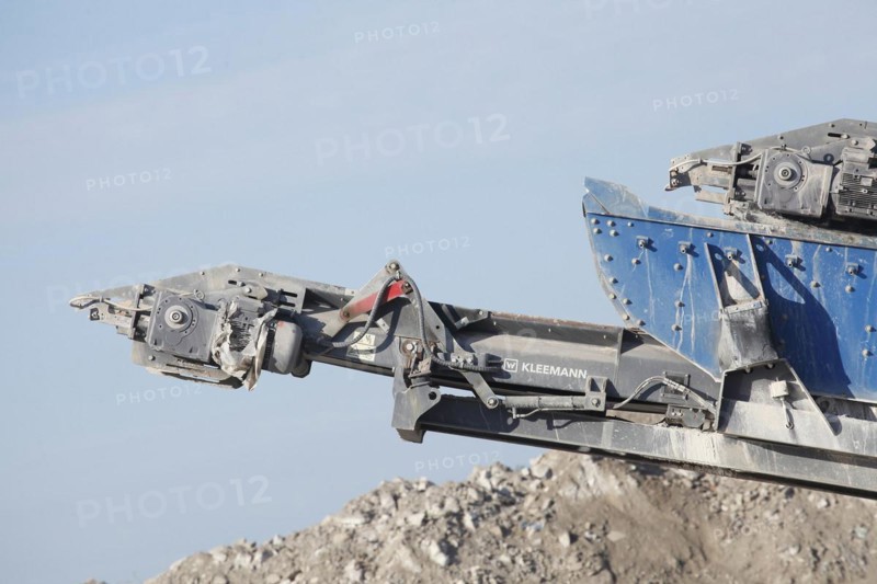 Demolition tongs on an excavator, Germany, Europe