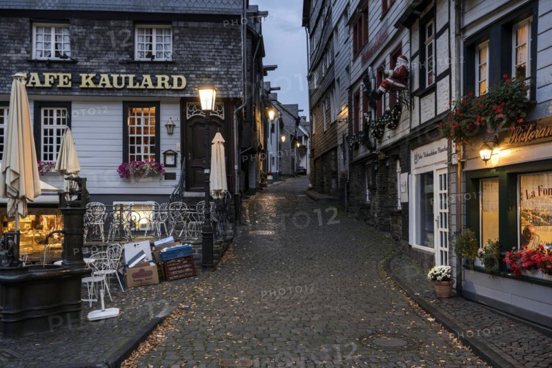 Historic Old Town Monschau in the Evening, Northern Eifel, Eifel, Monschau, North Rhine-Westphalia, North Rhine-Westphalia, Germany, Europe