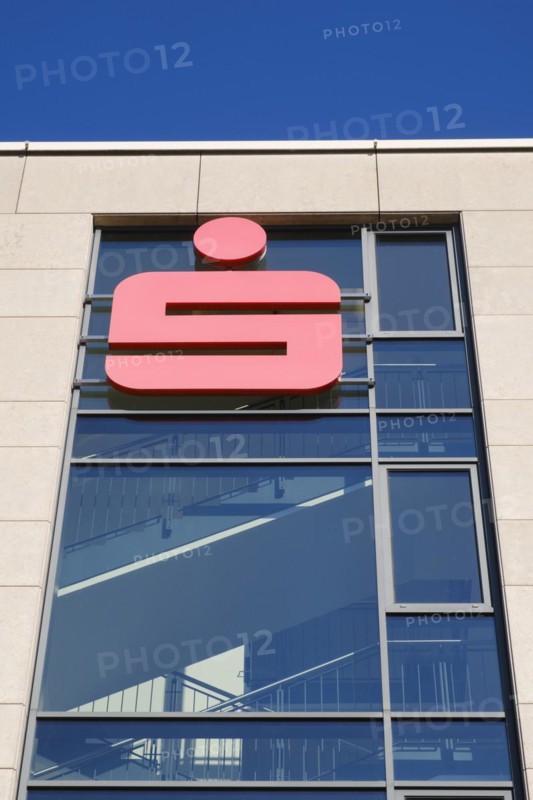 Facade with logo and sign, Sparkasse, Hagen, North Rhine-Westphalia, Germany, Europe