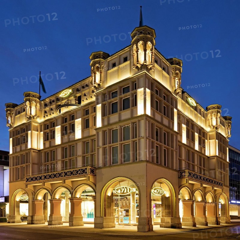 4711 Stammhaus in Glockengasse in the evening, Cologne, North Rhine-Westphalia, Germany, Europe