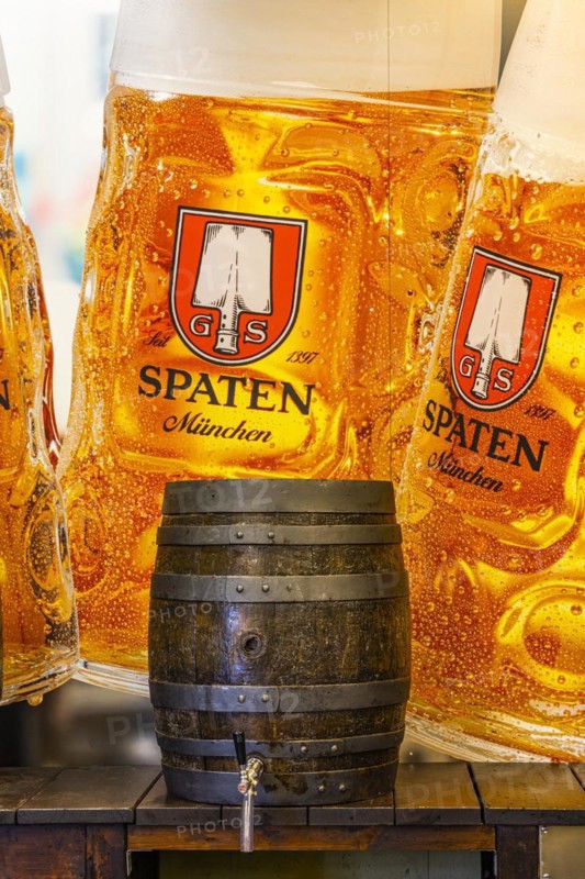 Wiesnaufbau, beer tavern in the Ochsenbraterei marquee, Oktoberfest, Theresienwiese, Munich, Upper Bavaria, Bavaria, Germany, Europe