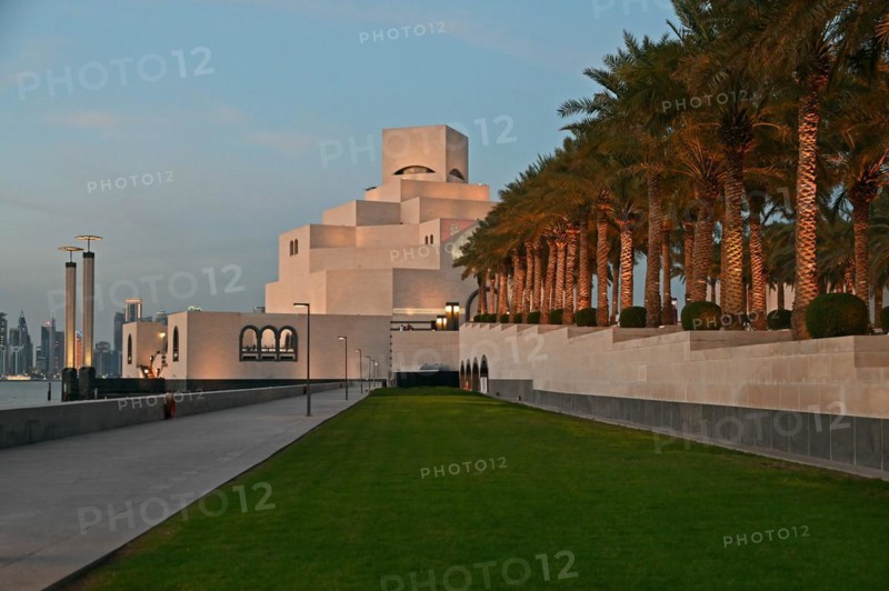 Museum of Islamic Art by the Archtics Ieoh Ming Pei and Jean-Michel Wilmotte, Doha, Qatar, Asia