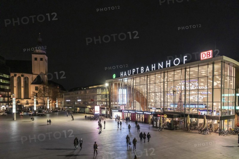 Cologne Central Station and the Catholic Church of St. Marys Assumption