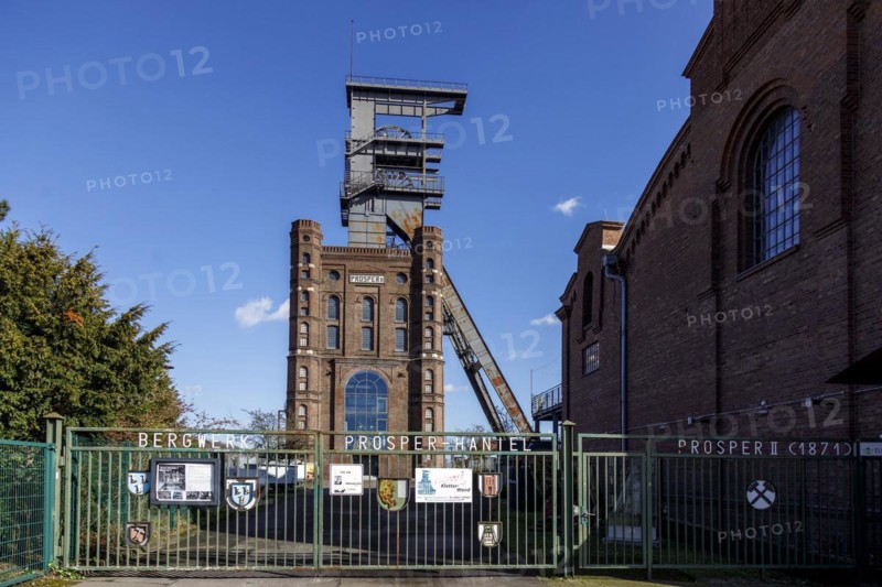 Malakoff tower above shaft 2 of Prosper Handel colliery, Bottrop, North Rhine-Westphalia, Germany, Europe