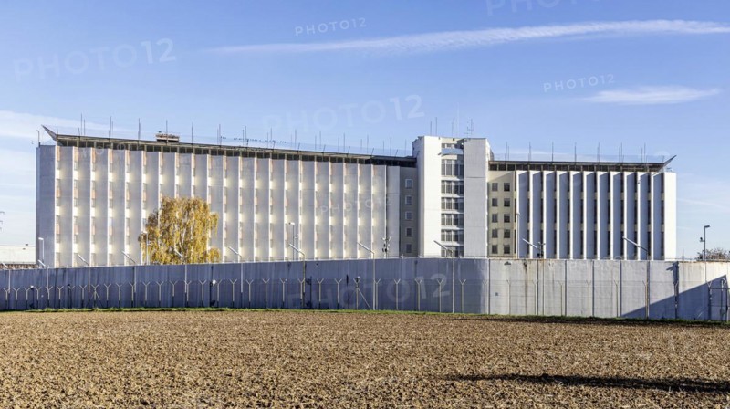 Stammheim Prison, exterior view of the prison with prison wall, Stuttgart, Baden-Wuerttemberg, Germany, Europe