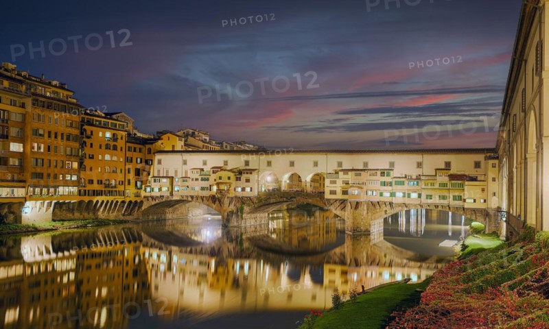 Ponte Vecchio Illuminated Evening Panorama Florence Tuscany Italy