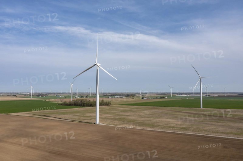 Elkton, Michigan, The Harvest I Wind Project in the Thumb of Michigan. When Harvest I began operation in 2008, it was Michigans first commercial-scale wind project. Now wind turbines in the region are rarely out of sight
