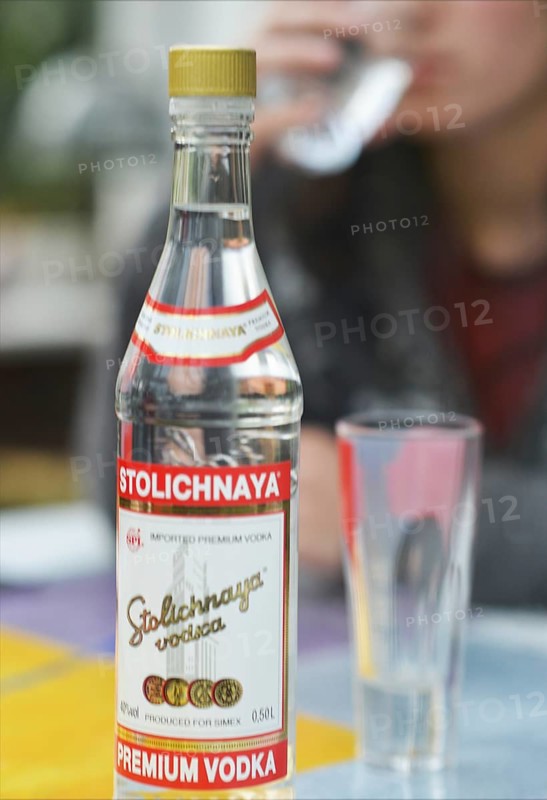 An 11-year-old girl stands as a model. Symbol photo alcoholism, Germany, Europe