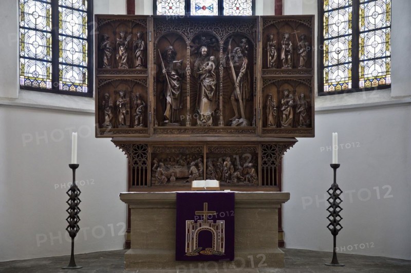 Wing carving altar in the Protestant Church of St. James, Breckerfeld, Ruhr region, North Rhine-Westphalia, Germany, Europe