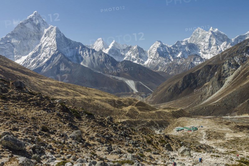 Looking back from the steep approach of Thokla on the way to the Everest Base Camp