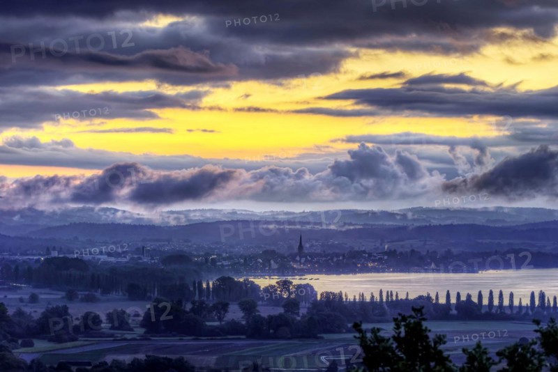 Autumn morning on Lake Constance