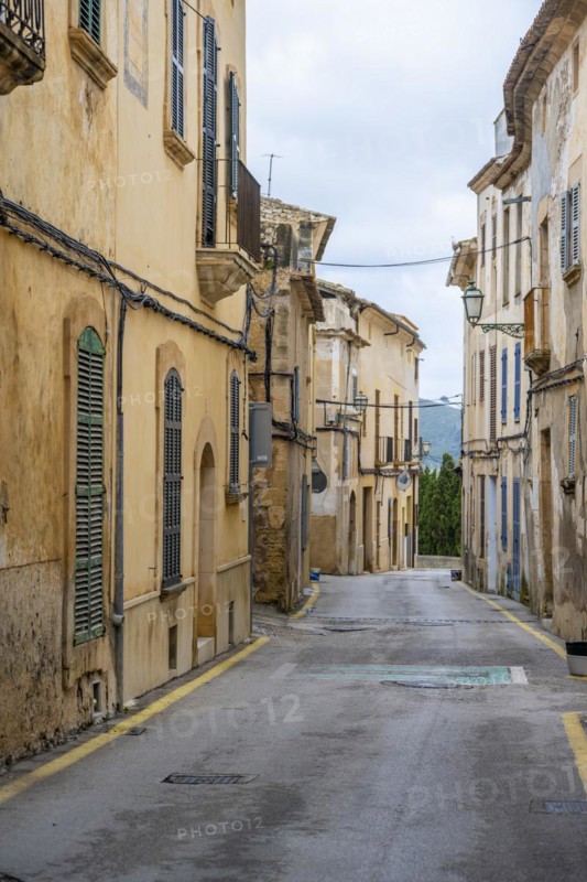Street in the village of Arta with typical houses