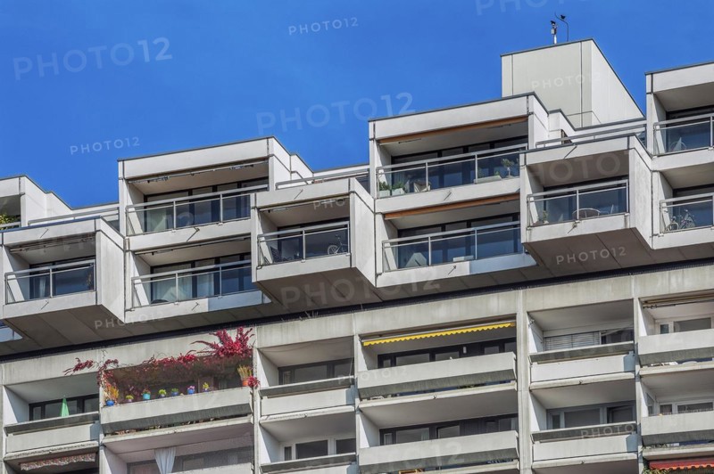 Penthouse in high-rise building in former Olympic Village