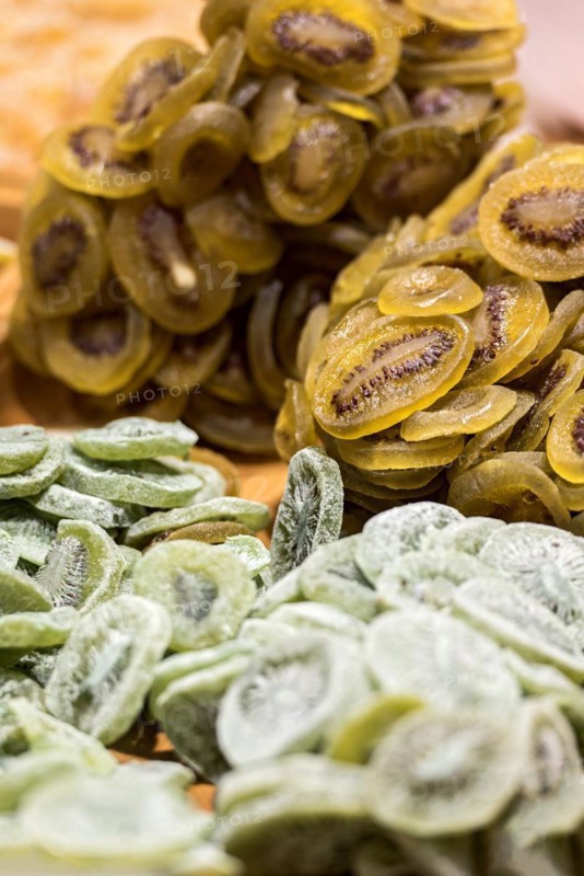 Dried kiwi