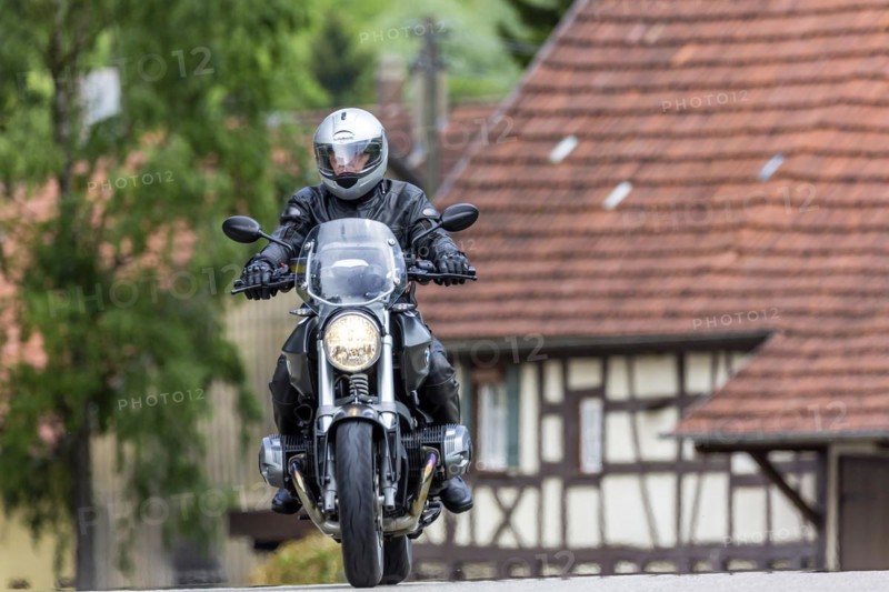 Motorcyclists in the idyllic Lautertal