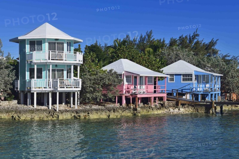 Holiday Apartments in Staniel Cay Harbour