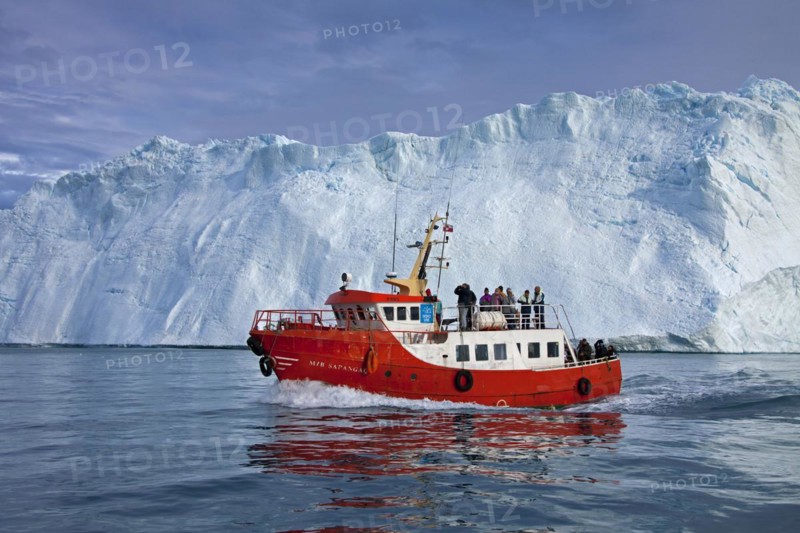 Tourist boat in the Kangia Icefjord