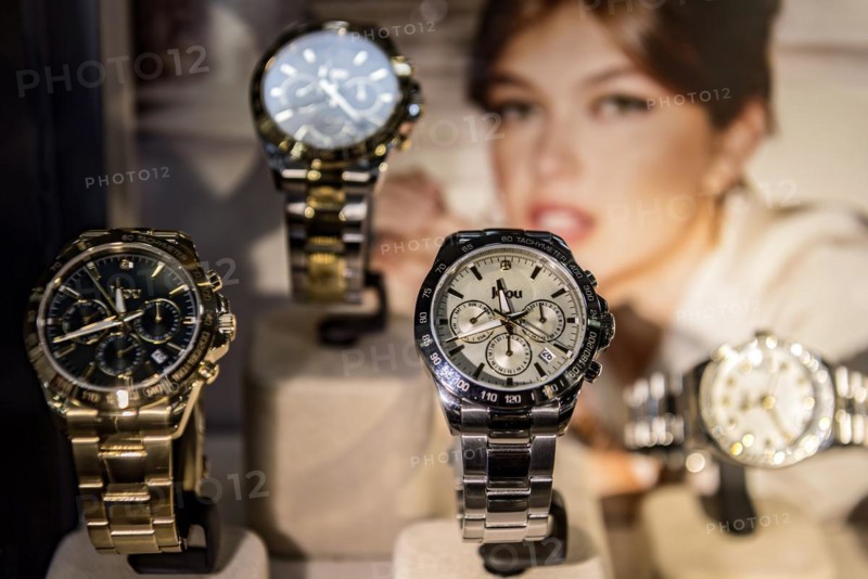 Showcase with high-quality wristwatches