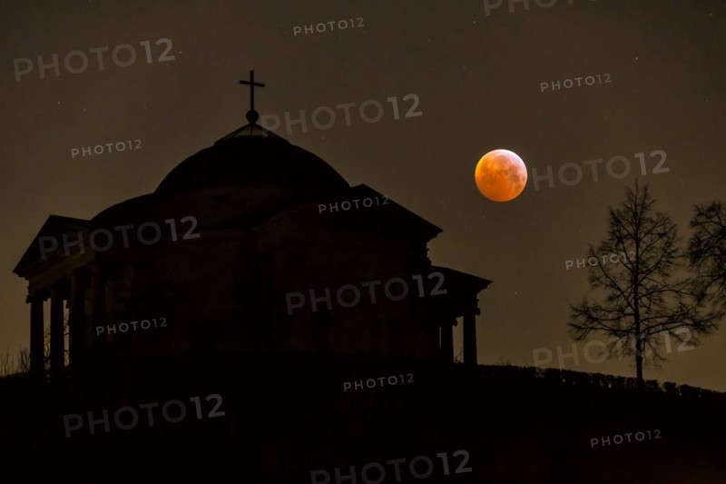 Blood moon behind the grave chapel on the Wuerttemberg