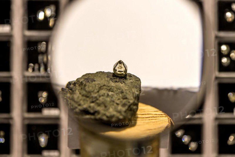 Diamond with inclusion