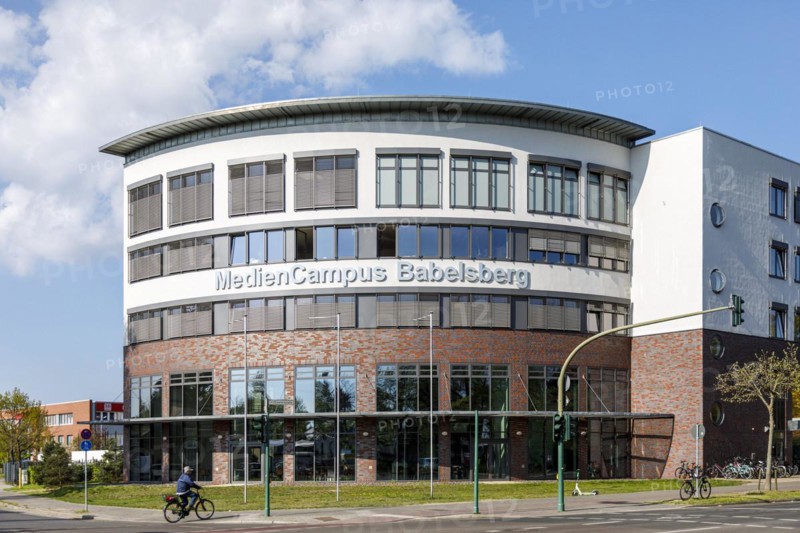 MedienCampus Babelsberg with Babelsberger Filmgymnasium