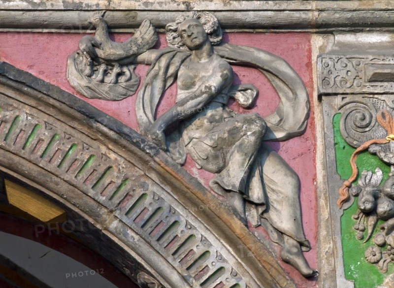 The mother hen at Bremen Town Hall