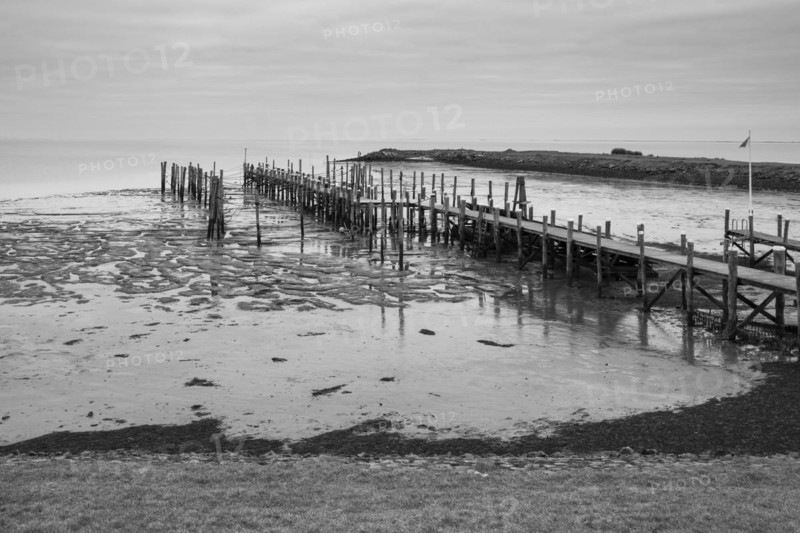 Jetty in the harbour of Rantum