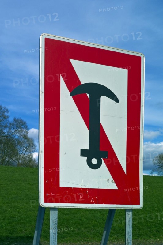 Prohibition sign Anchoring prohibited