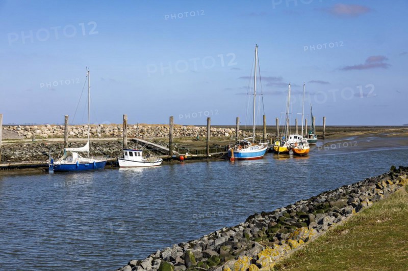 Everschopsiel harbour in North Frisia with outflowing water