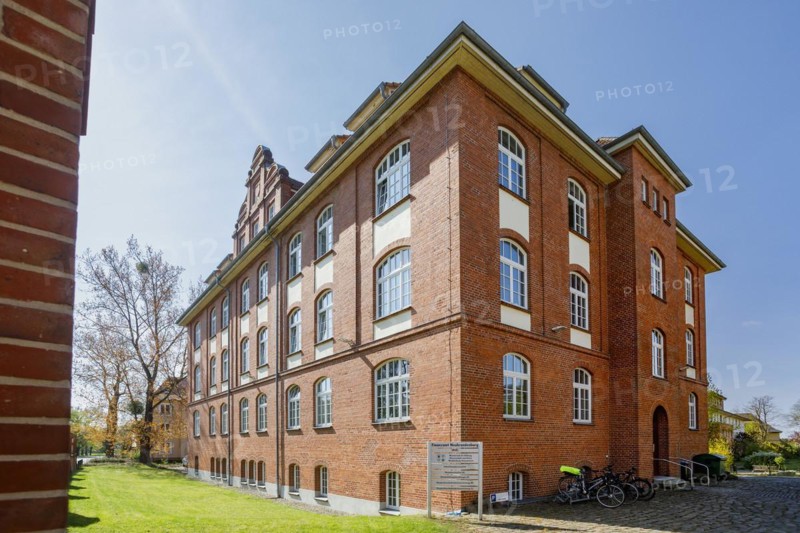 Neubrandenburg Tax Office