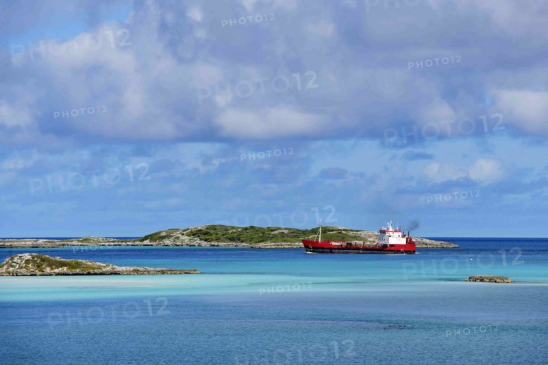 Supply Vessel off Warderick Wells