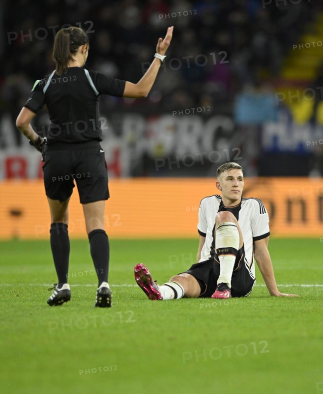Referee Maria Sole Caputi Italy