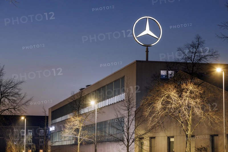 Mercedes Benz