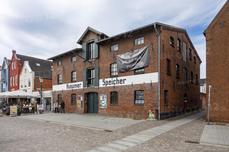 Husumer Speicher an der Hafenstrasse am Binnenhafen Husum