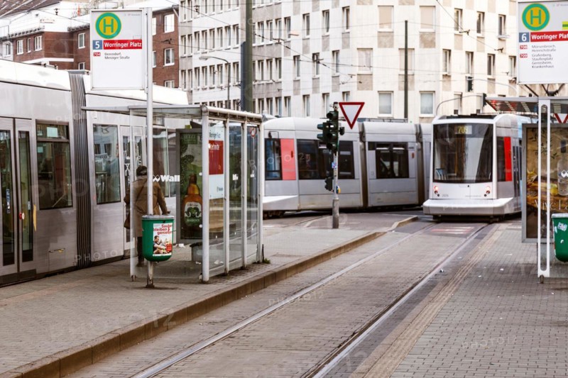 Worringer Platz tram stops